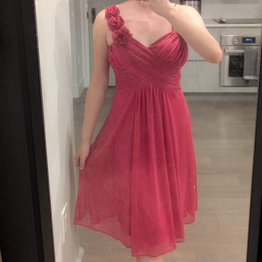Elegant Pink One-Shoulder Dress